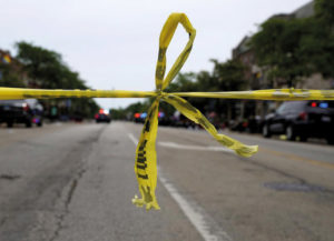 Hay un mexicano fallecido entre las seis víctimas del tiroteo en Highland Park, Illinois