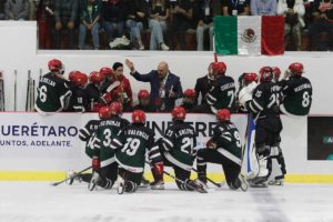 Jugadores de la selección mexicana de Hockey sobre hielo