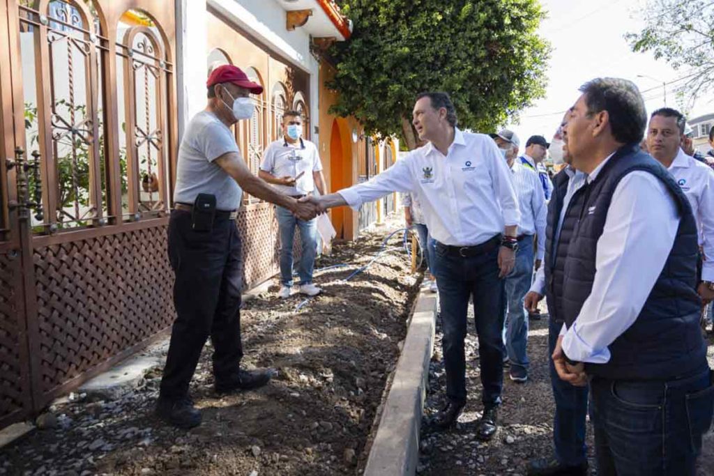 Supervisa Gobernador obras de mejoramiento urbano en la colonia Tejeda