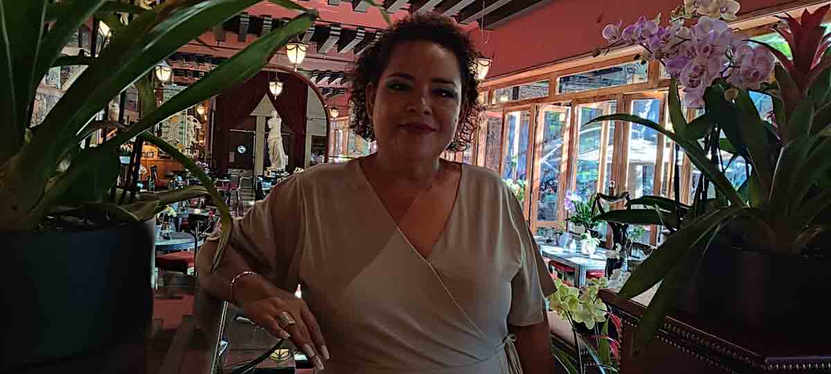 Susana Rocío Rojas Rodríguez, aspirante a dirigir a Morena en Querétaro, afirmó que la elección de presidenta los fortalecerá como partido. Foto: Especial