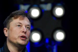 Elon Musk vende acciones de Tesla por una enorme cantidad