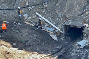 Mineros-quedan-atrapados-en-pozo-de-carbón-en-Sabinas,-Coahuila