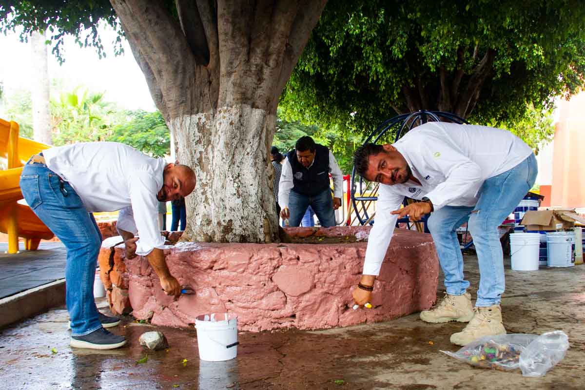 Autoridades exhortan a los ciudadanos a participar en las jornadas de limpieza. / Foto: Víctor Xochipa