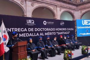 UTEQ entrega Doctorado Honoris Causa a embajador de Corea en México