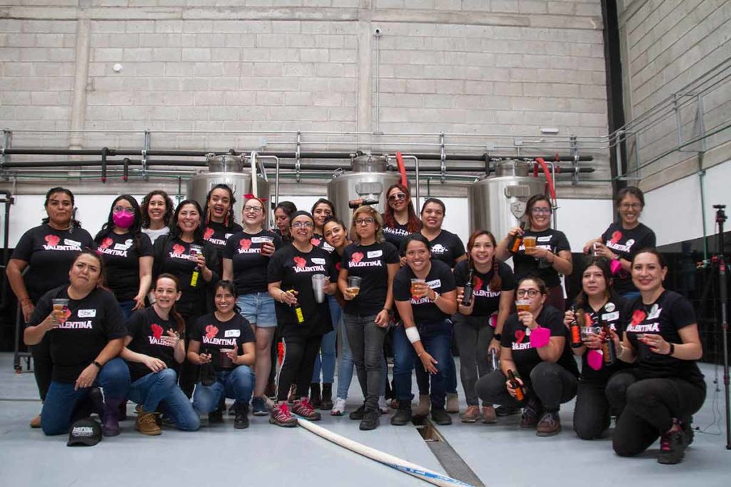 'Valentina', cerveza artesanal para visibilizar labor de mujeres productoras