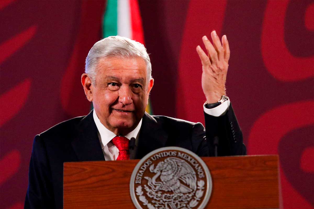 López Obrador dijo que quien asista será Marcelo Ebrard para representar al país en el funeral de Estado. / Cuartoscuro