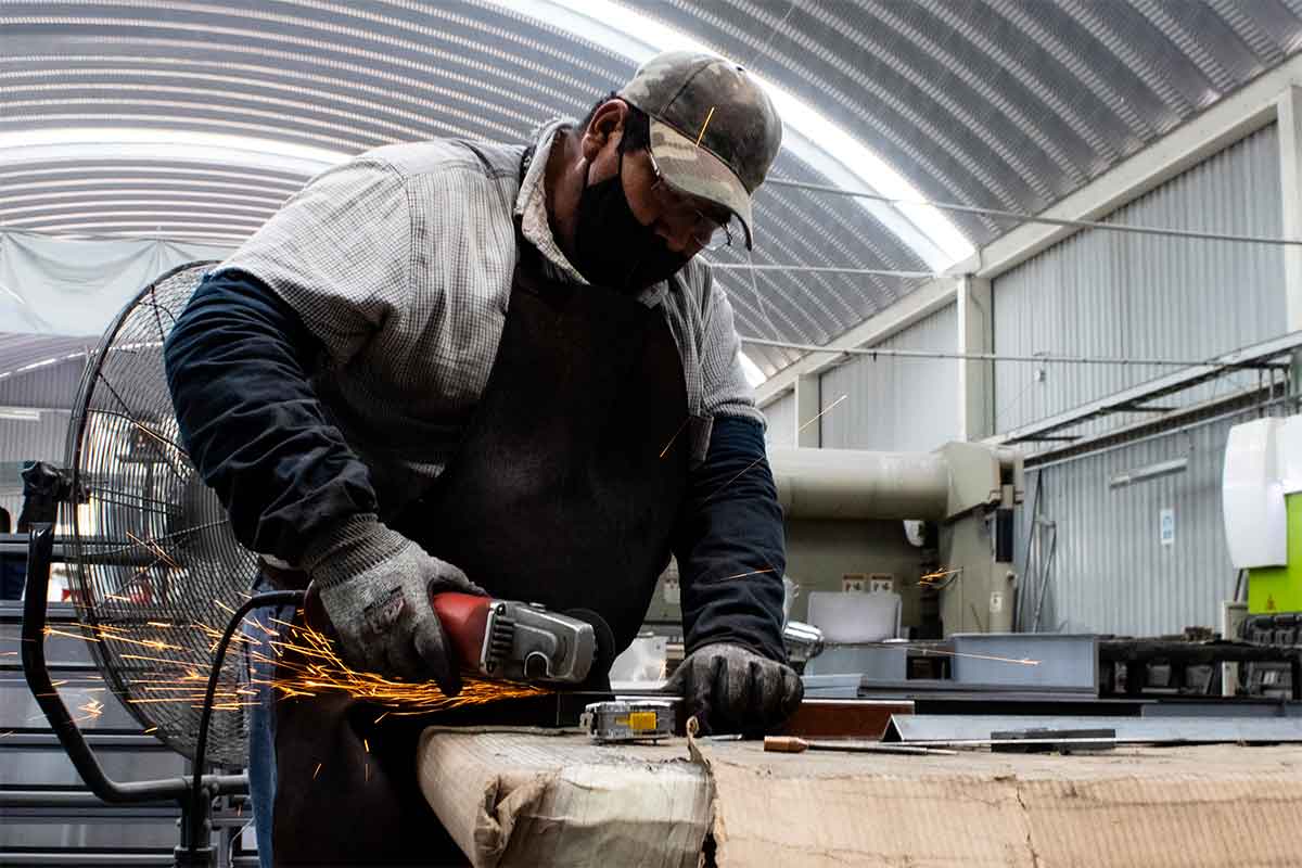 Querétaro continúa en recuperación en el sector industrial. / Foto: Víctor Xochipa