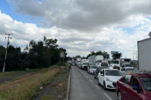 Instalan botones de alerta en la autopista México-Querétaro