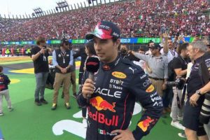 Checo Pérez termina en tercer lugar en el Gran Premio de México
