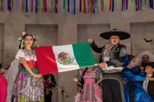 Concluye Primera Semana Cultural Internacional en El Marqués