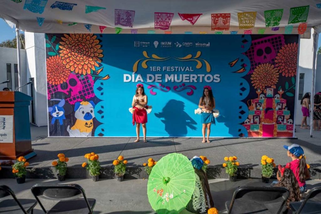 Durante el Festival de Día de Muertos realizado en el municipio de El Marqués se realizó el concurso de disfraces de perritos