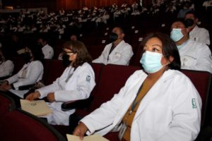 Reconoce IMSS Querétaro a médicos por su atención y profesionalismo