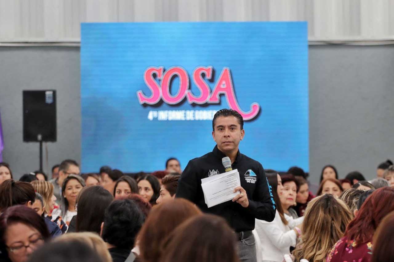 Roberto Sosa dio su Cuarto Informe de Gobierno, enfocado hacia las mujeres./ Foto: Especial