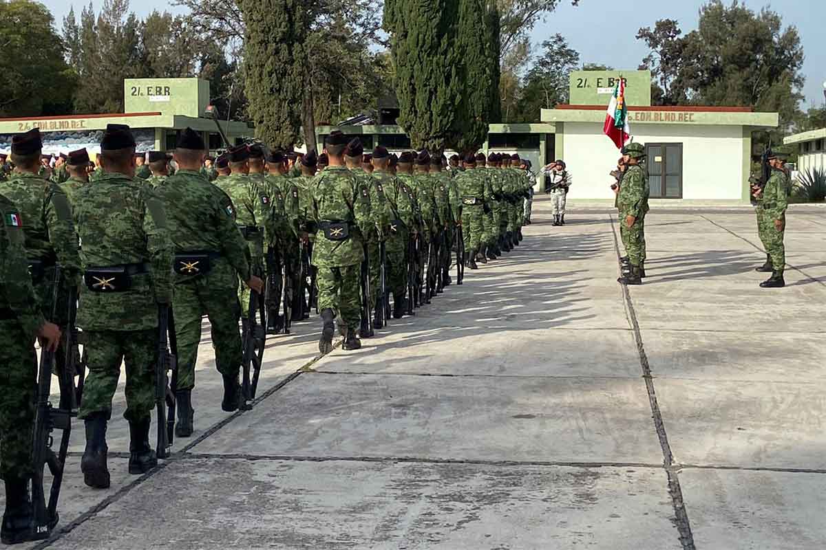 Jóvenes concluyeron el servicio militar nacional (SMN). / Foto: Miriam Vega