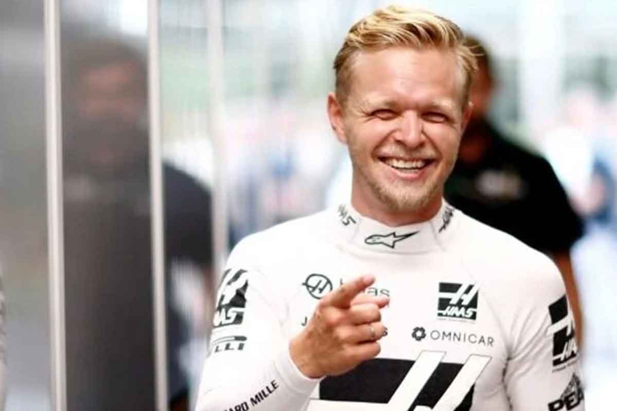 El piloto danés, Kevin Magnussen encabeza el GP de Brasil