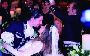 Hijo de Alejandro Fernández celebra su boda religiosa