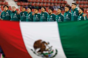 Aficionado es apuñalado en partido de la Selección Mexicana