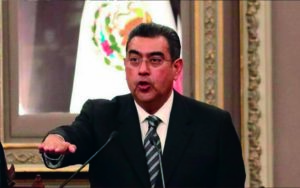 Sergio Salomón Céspedes es el gobernador sustituto de Puebla