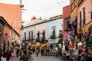 Prevén incremento de casos de COVID e influenza en Querétaro