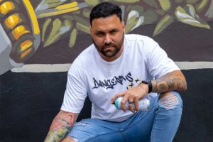 'Quiero vincular el tatuaje a la pintura': El proyecto del recibicudi artista Alejandro González Rodríguez