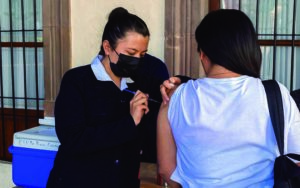 Aplican en Querétaro 528 mil 301 vacunas contra influenza