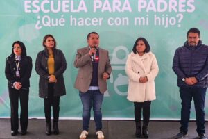 Centro Vive El Marqués realiza “Taller para Padres”