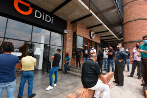 Se registran UBER y Didi ante la Agencia de Movilidad de Querétaro