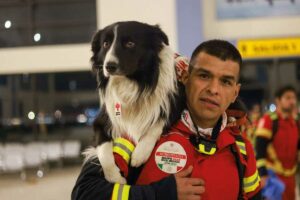 Terminó la misión, rescatistas queretanos en Turquía regresan a casa