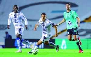 Gallos Blancos recibe 'zarpazo' de 3-0 ante Club León