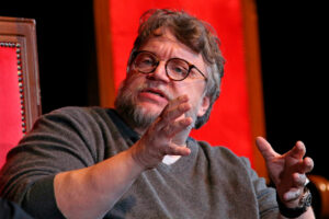 Guillermo del Toro y Bad Bunny se unen al Spider-Verse