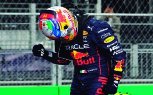 Diseña el casco de Checo Pérez para el GP de México 2023