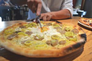 Pizzas de La Tratto en Mérida, un sabor italiano en Yucatán