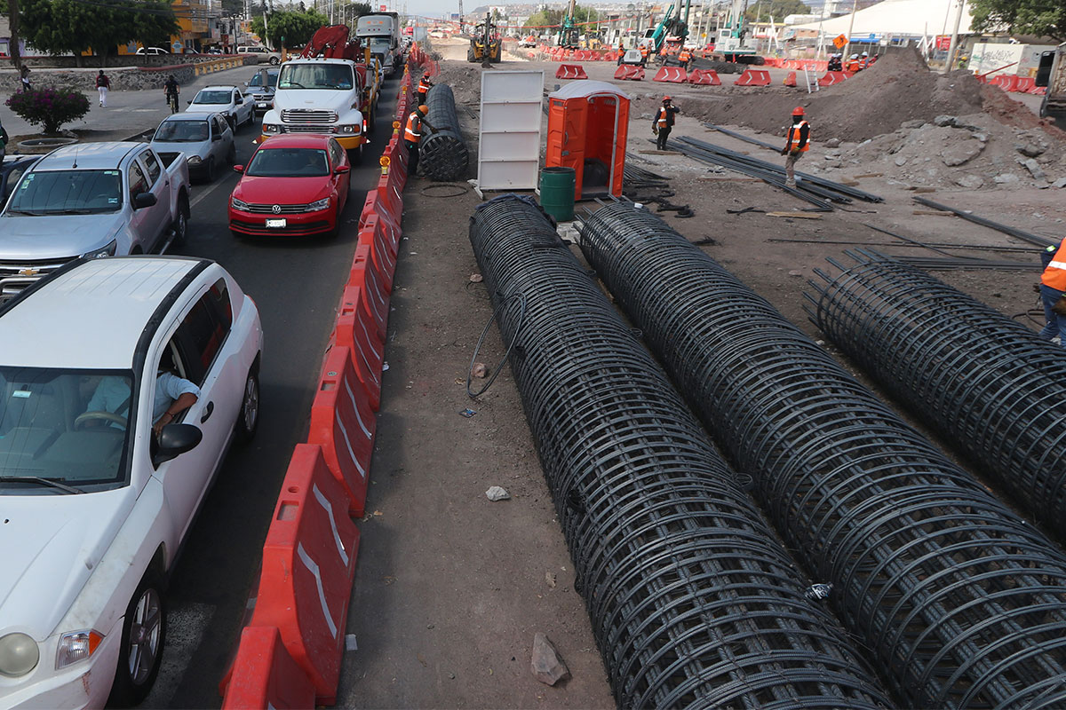 Dejan de circular 5 mil vehículos por obras en 5F/ Foto: Armando Vázquez
