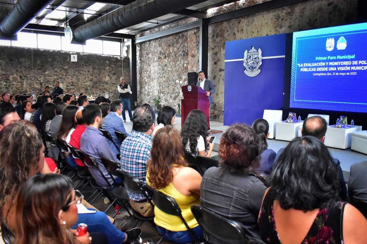 Corregidora realizó el Primer Foro 'Evaluación y Monitoreo de Políticas Públicas desde una Visión Municipal' / Foto: Especial 