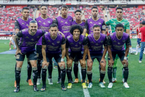 Mazatlán F.C. despide a su DT y a 10 de sus jugadores tras derrota ante Chivas