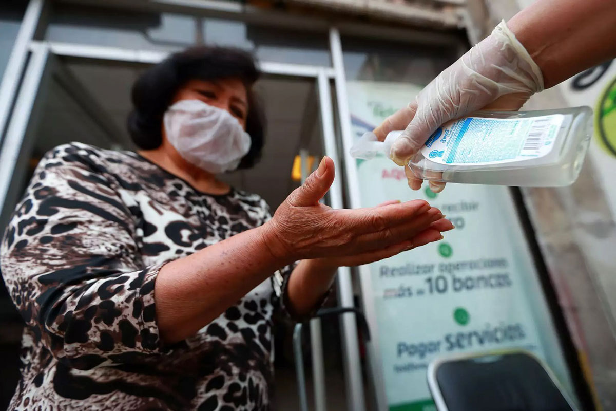 La vacunación permitió alcanzar 95  % de anticuerpos para combatir el coronavirus. / Fotografía: Marittza Navarro