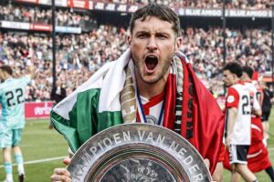 Santiago Giménez anotó un gol con Feyenoord y es campeón de Eredivisie