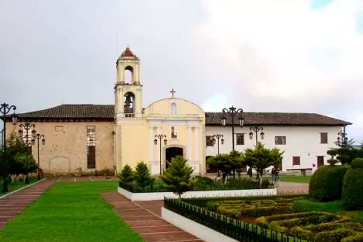 Templo de Santa María Asunción 