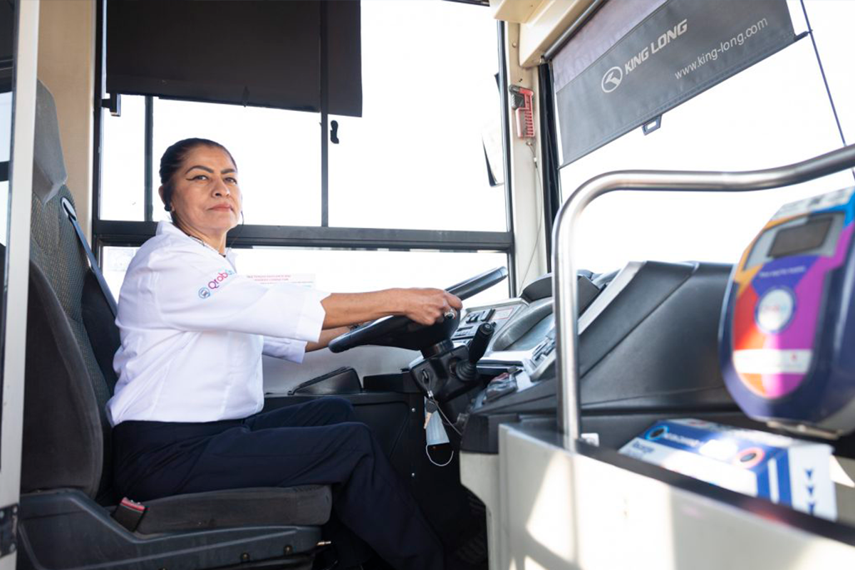 Ofrecen empleo a mujeres para el transporte público en Querétaro / Foto: Quadratin