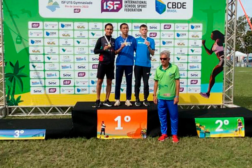 Queretano gana doble medalla en Brasil en atletismo