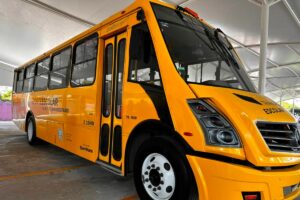 Transporte escolar gratuito en Querétaro