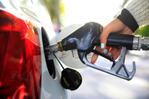 ¿Cómo gastar menos gasolina en tu automóvil? Checa estos consejos