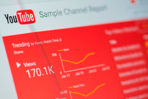 ¿Cómo y dónde comprar visitas en YouTube en 2023? (Método rápido)