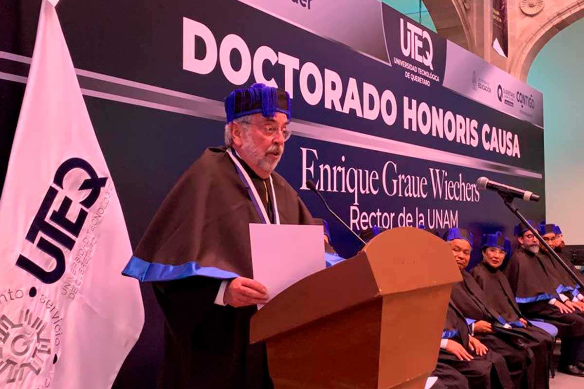 La UTEQ entregó Honoris Causa a Enrique Graue / Foto: Especial 