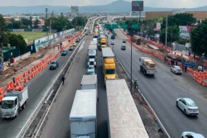 Tráfico en la ciudad agrava problemas de salud mental en Querétaro
