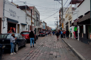 Alistan tradicionales ventas nocturnas en San Juan del Río