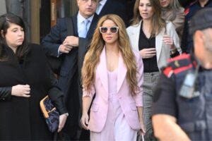Shakira admite fraude fiscal; evitará la cárcel con millonaria cifra