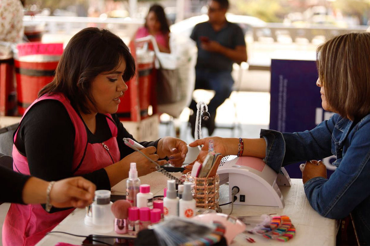 Talleres del Instituto de Artes y Oficios impulsan emprendimiento en Querétaro / Foto: Especial