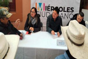 Atienden peticiones de Miércoles Ciudadano en Cadereyta
