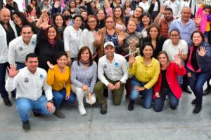977 mujeres se gradúan de talleres y cursos en Corregidora